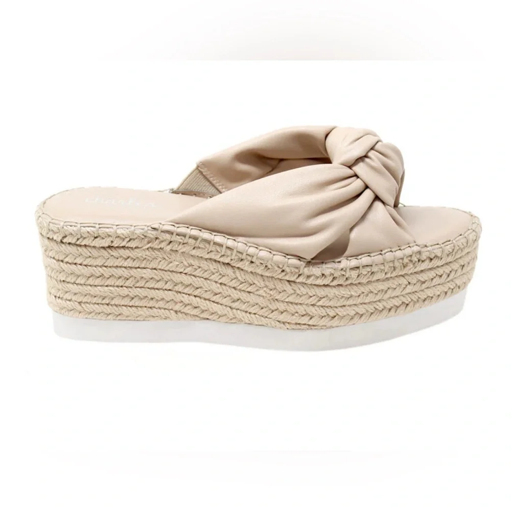 NWT SCOOP WEDGE Platform Heels By CHARLES BY CHARLES DAVID Nude Color, Size 6M